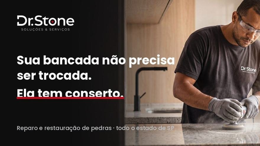 Profissional restaurando uma bancada, abertura do site da Dr.Stone
